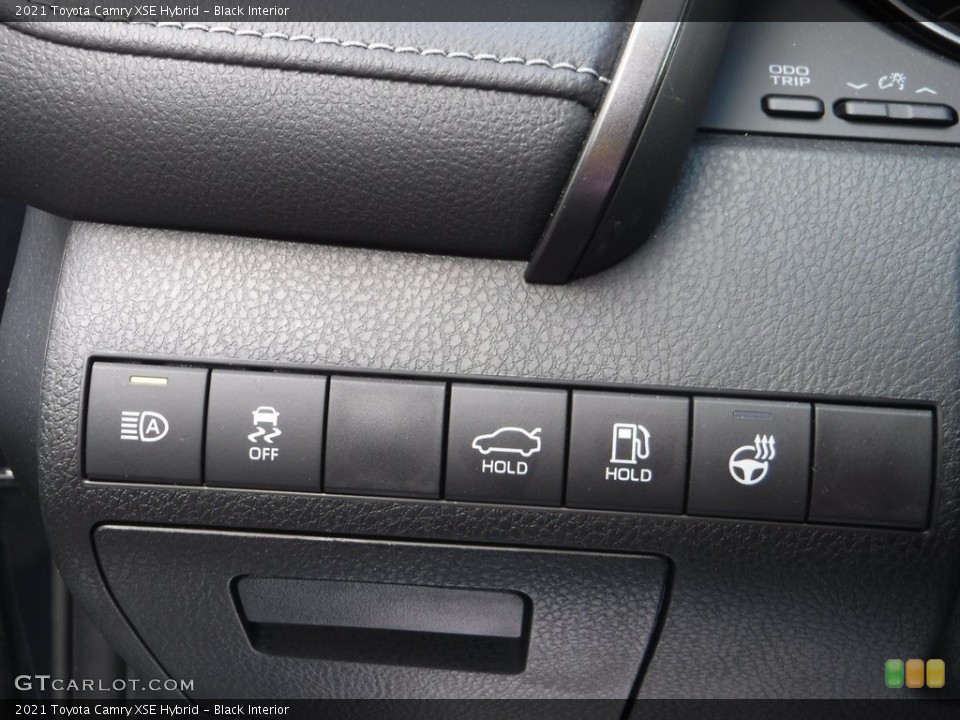 Black Interior Controls for the 2021 Toyota Camry XSE Hybrid #142210420