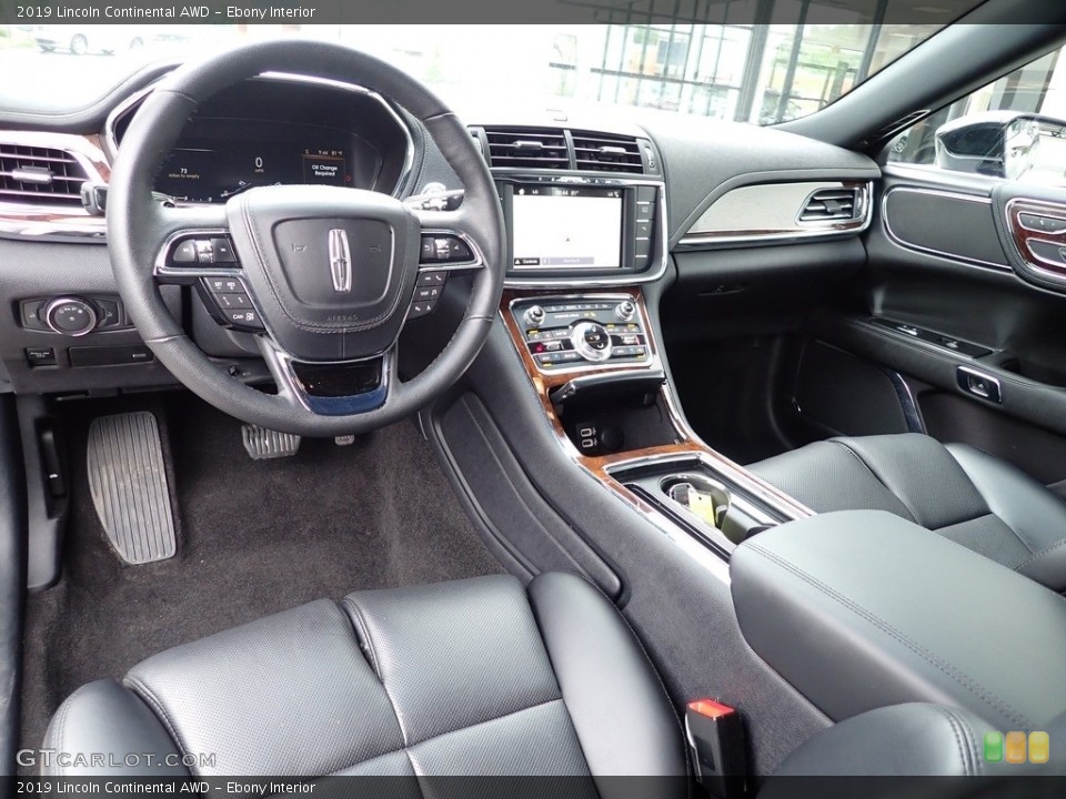 Ebony Interior Photo for the 2019 Lincoln Continental AWD #142212376