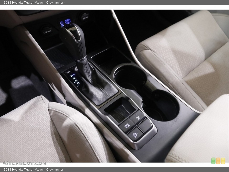 Gray Interior Transmission for the 2018 Hyundai Tucson Value #142212589