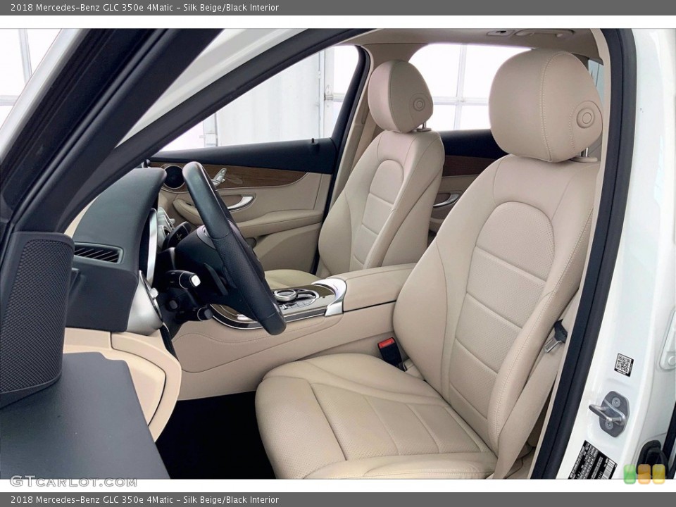 Silk Beige/Black Interior Photo for the 2018 Mercedes-Benz GLC 350e 4Matic #142232696