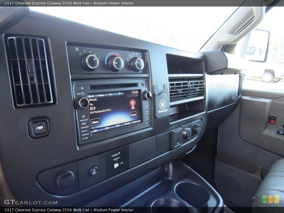 Medium Pewter Interior Controls for the 2017 Chevrolet Express Cutaway 3500 Work Van #142233149