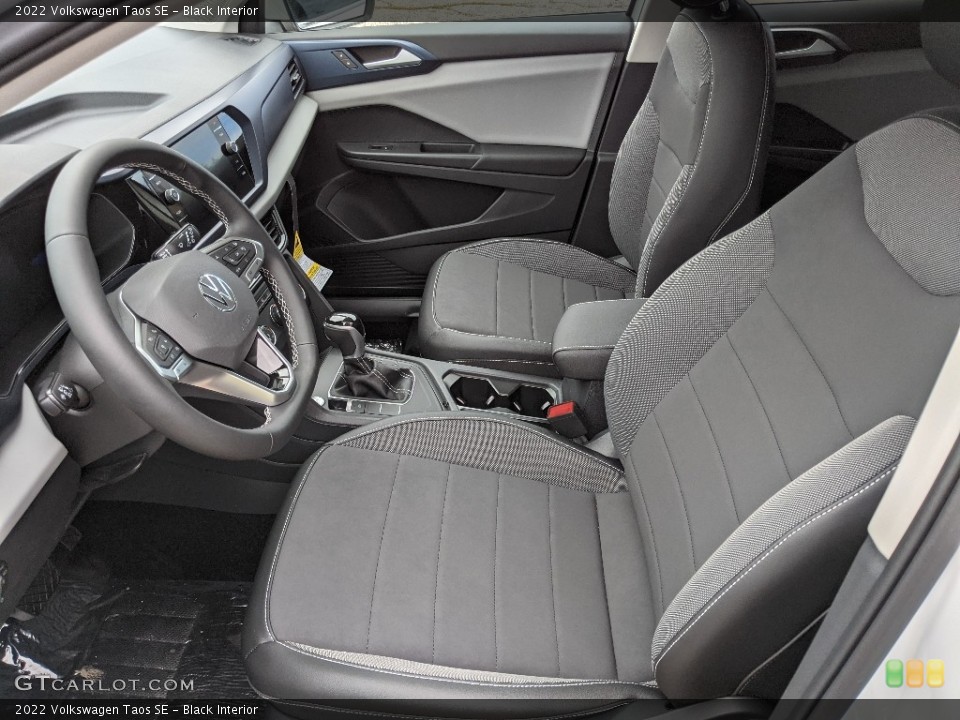 Black Interior Photo for the 2022 Volkswagen Taos SE #142237532