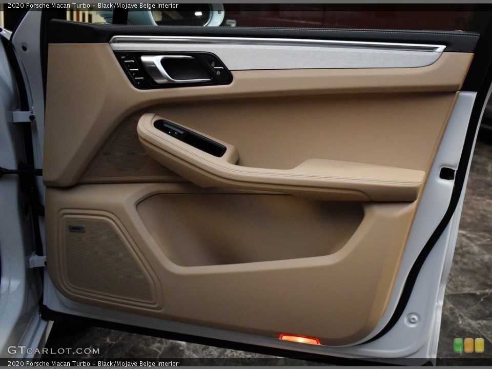 Black/Mojave Beige Interior Door Panel for the 2020 Porsche Macan Turbo #142250470