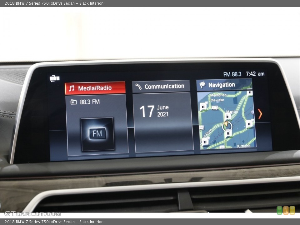 Black Interior Controls for the 2018 BMW 7 Series 750i xDrive Sedan #142255772