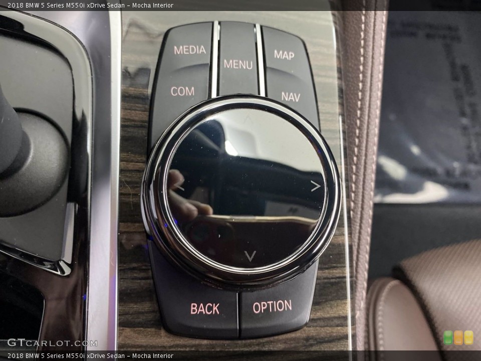 Mocha Interior Controls for the 2018 BMW 5 Series M550i xDrive Sedan #142275928
