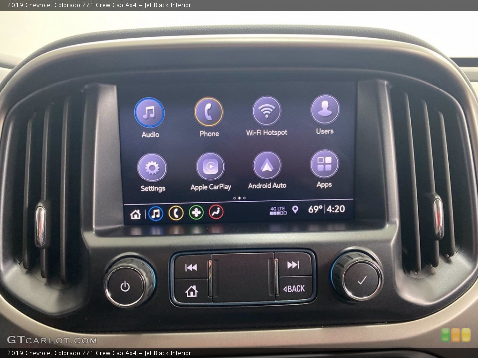 Jet Black Interior Controls for the 2019 Chevrolet Colorado Z71 Crew Cab 4x4 #142308221