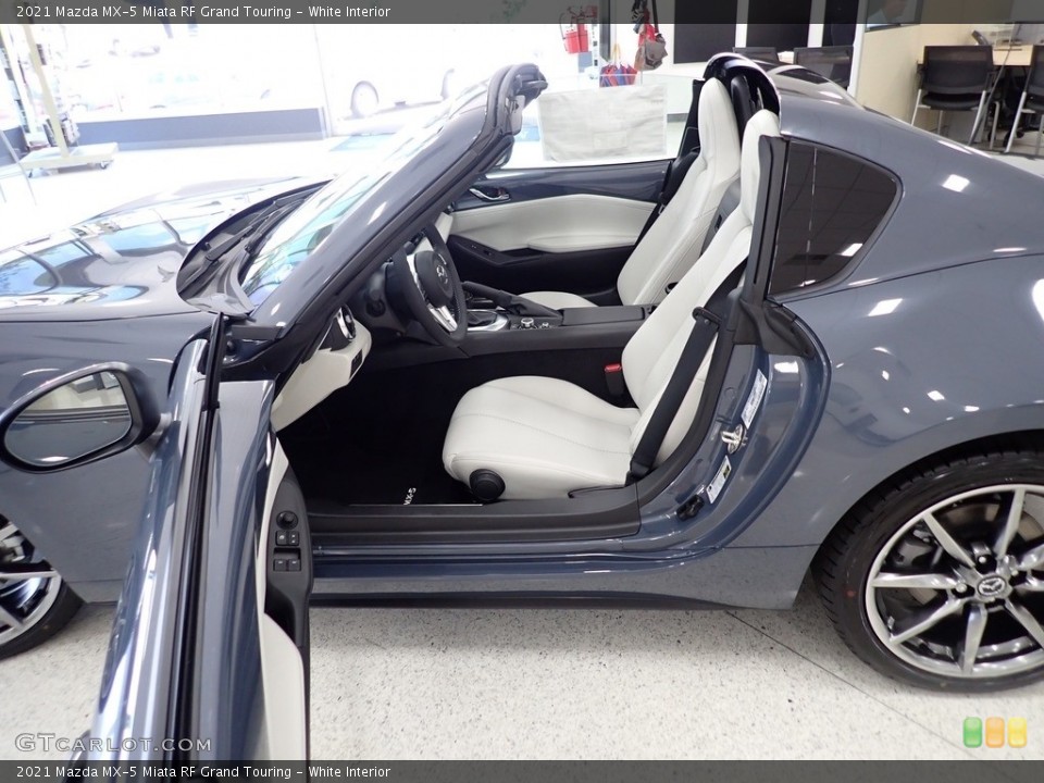 White Interior Front Seat for the 2021 Mazda MX-5 Miata RF Grand Touring #142312480