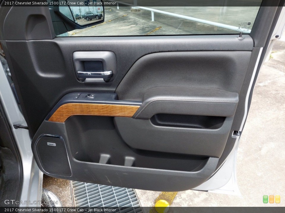 Jet Black Interior Door Panel for the 2017 Chevrolet Silverado 1500 LTZ Crew Cab #142320610