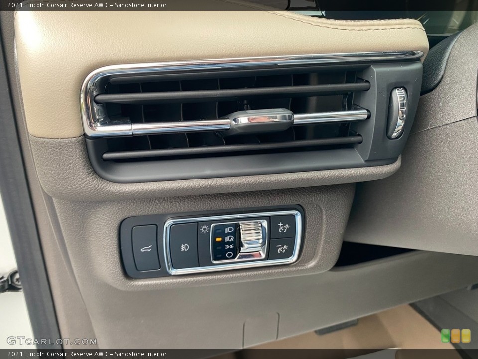 Sandstone Interior Controls for the 2021 Lincoln Corsair Reserve AWD #142328739