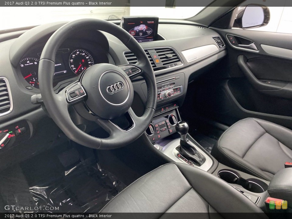 Black Interior Photo for the 2017 Audi Q3 2.0 TFSI Premium Plus quattro #142337974