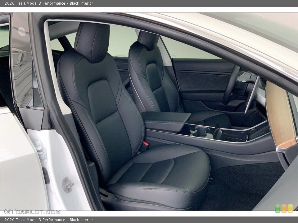 Black Interior Photo for the 2020 Tesla Model 3 Performance #142351995