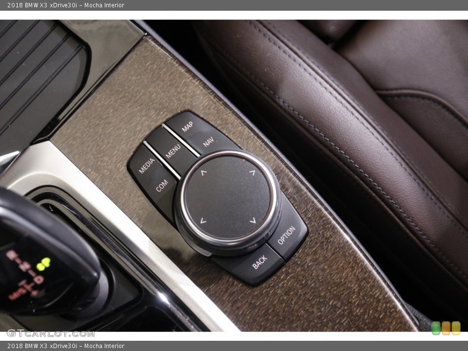 Mocha Interior Controls for the 2018 BMW X3 xDrive30i #142353189