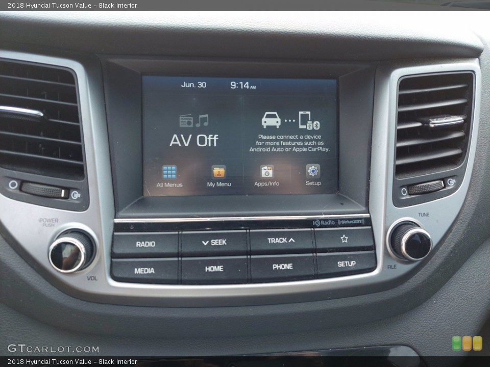 Black Interior Controls for the 2018 Hyundai Tucson Value #142365893