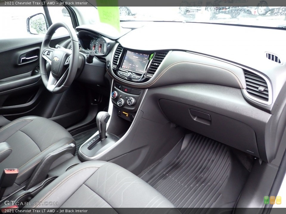 Jet Black Interior Photo for the 2021 Chevrolet Trax LT AWD #142368260