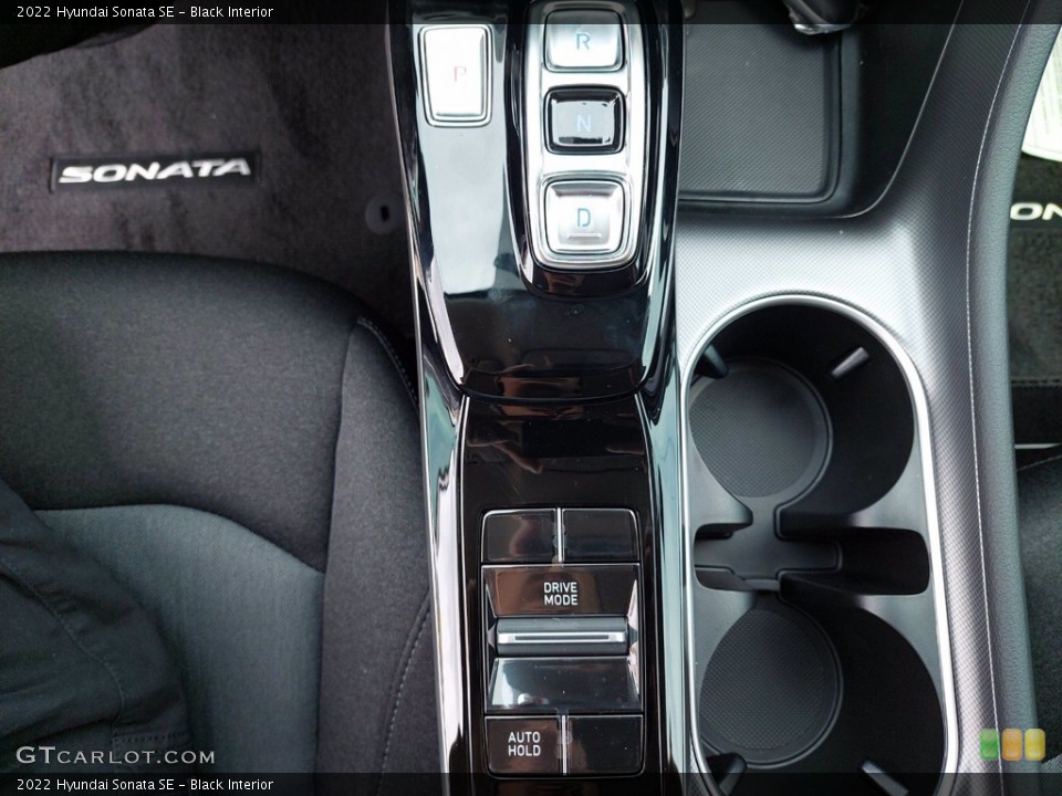 Black Interior Controls for the 2022 Hyundai Sonata SE #142390757