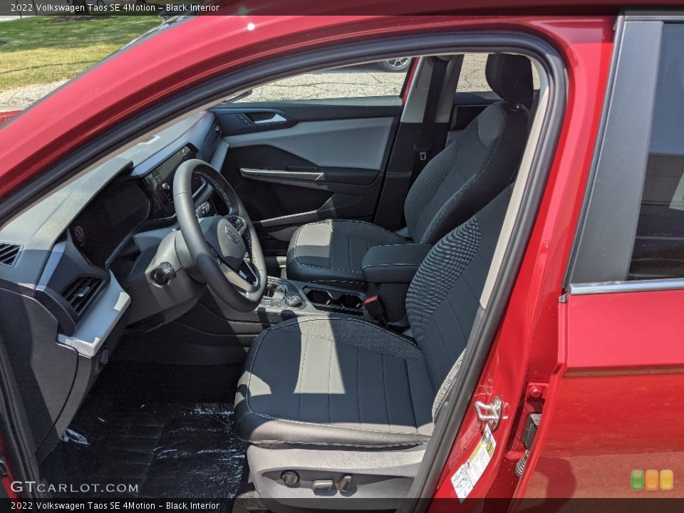 Black Interior Front Seat for the 2022 Volkswagen Taos SE 4Motion #142392570