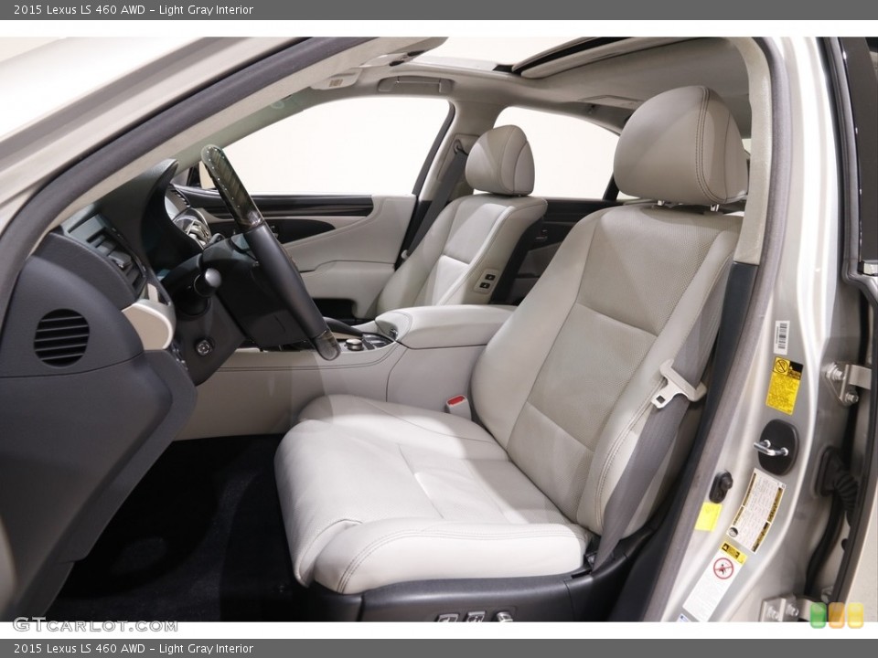 Light Gray Interior Photo for the 2015 Lexus LS 460 AWD #142395162