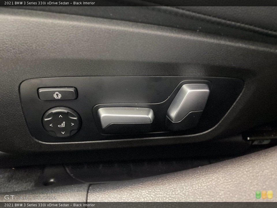 Black Interior Controls for the 2021 BMW 3 Series 330i xDrive Sedan #142401708