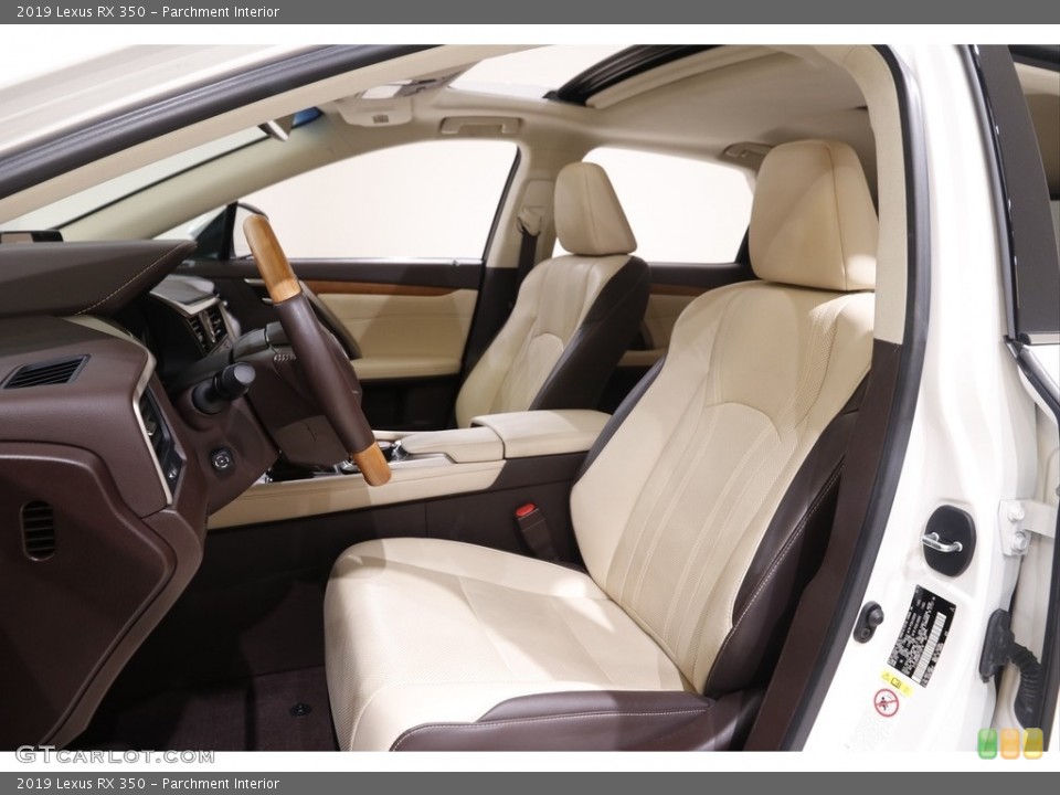 Parchment Interior Photo for the 2019 Lexus RX 350 #142411806