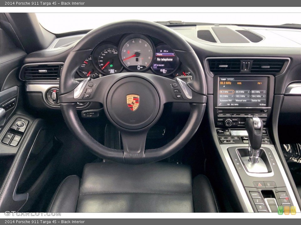 Black Interior Dashboard for the 2014 Porsche 911 Targa 4S #142416520