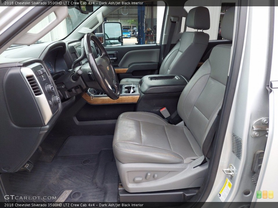 Dark Ash/Jet Black Interior Photo for the 2018 Chevrolet Silverado 3500HD LTZ Crew Cab 4x4 #142416691