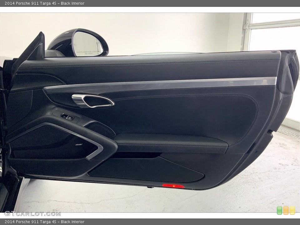 Black Interior Door Panel for the 2014 Porsche 911 Targa 4S #142417132