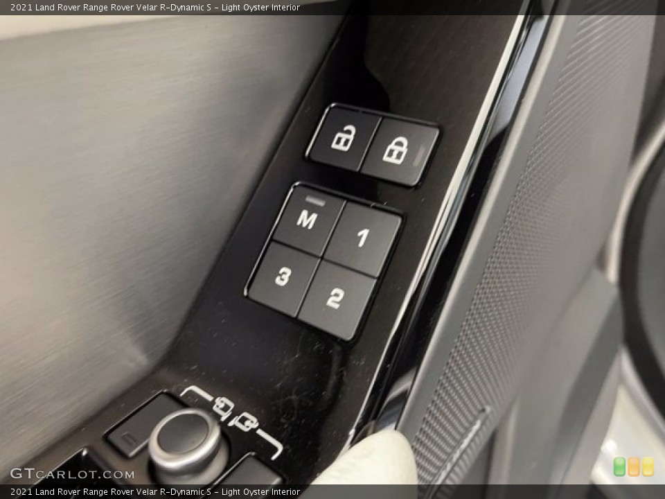 Light Oyster Interior Controls for the 2021 Land Rover Range Rover Velar R-Dynamic S #142429057