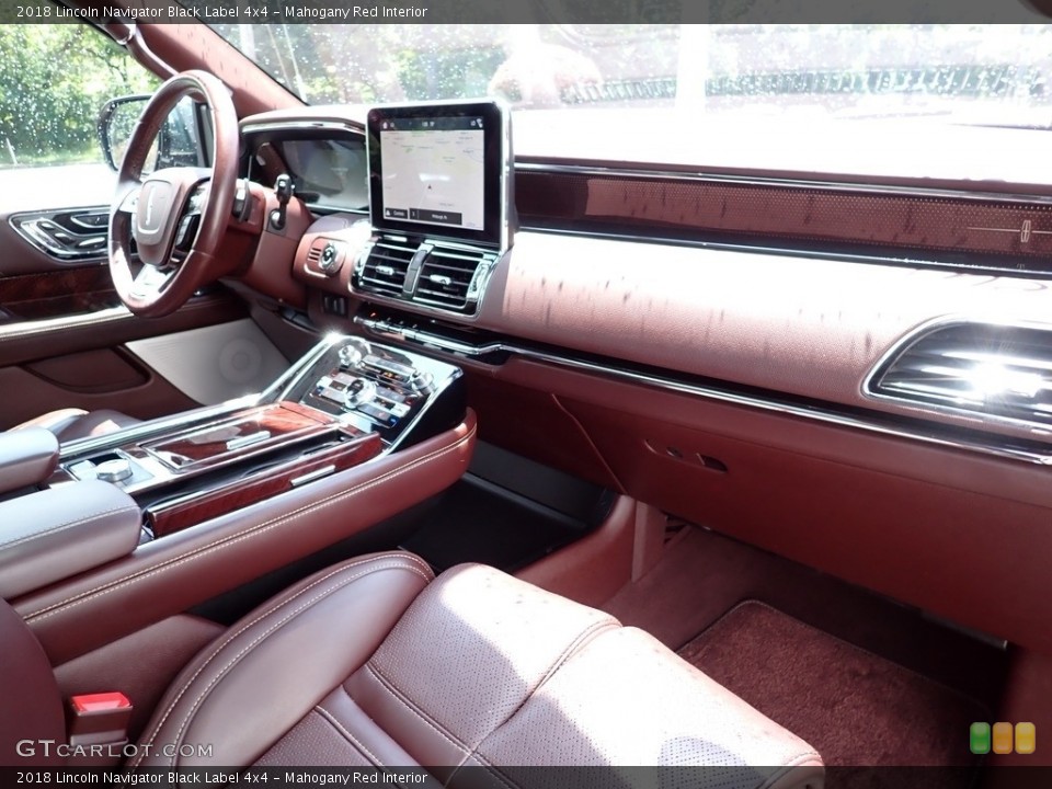 Mahogany Red Interior Photo for the 2018 Lincoln Navigator Black Label 4x4 #142433403