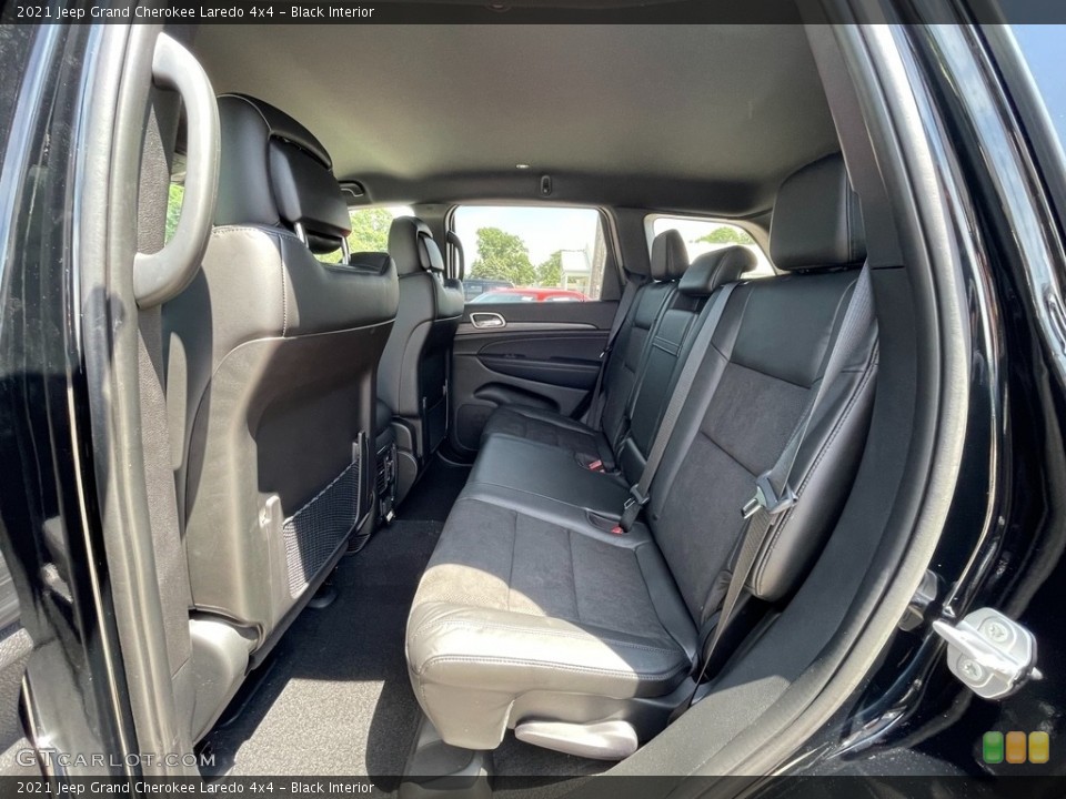 Black Interior Rear Seat for the 2021 Jeep Grand Cherokee Laredo 4x4 #142436673