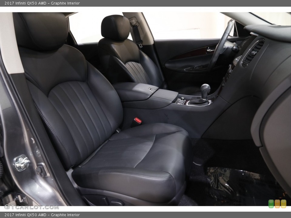 Graphite Interior Photo for the 2017 Infiniti QX50 AWD #142457594