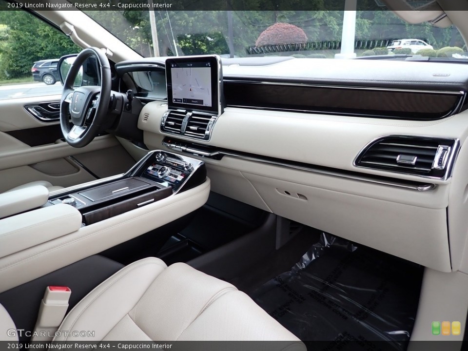 Cappuccino Interior Dashboard for the 2019 Lincoln Navigator Reserve 4x4 #142469459