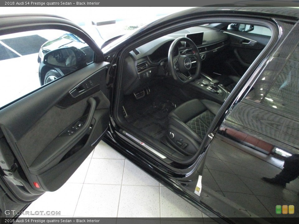 Black Interior Photo for the 2018 Audi S4 Prestige quattro Sedan #142483493