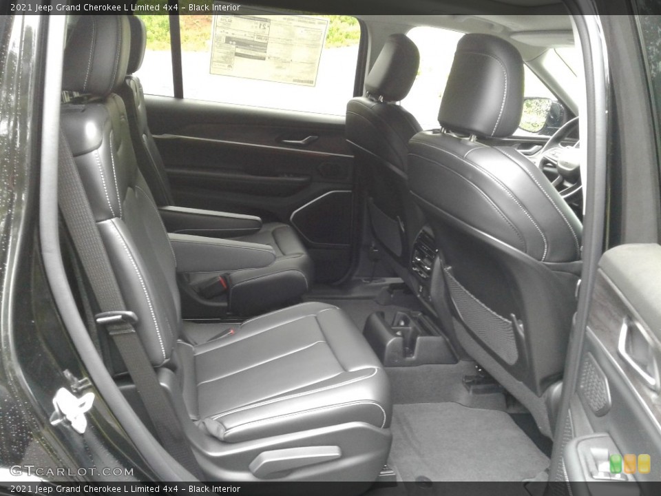 Black Interior Rear Seat for the 2021 Jeep Grand Cherokee L Limited 4x4 #142489590
