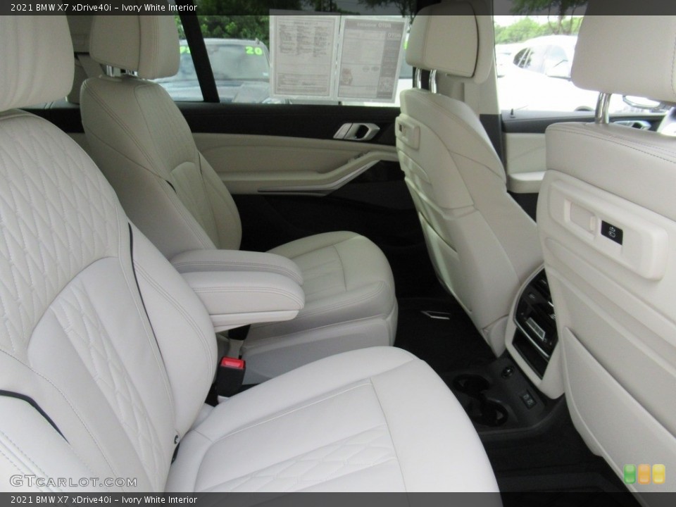 Ivory White Interior Rear Seat for the 2021 BMW X7 xDrive40i #142502299