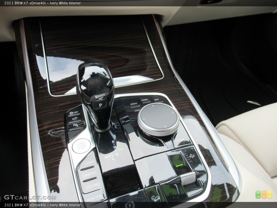 Ivory White Interior Transmission for the 2021 BMW X7 xDrive40i #142502329