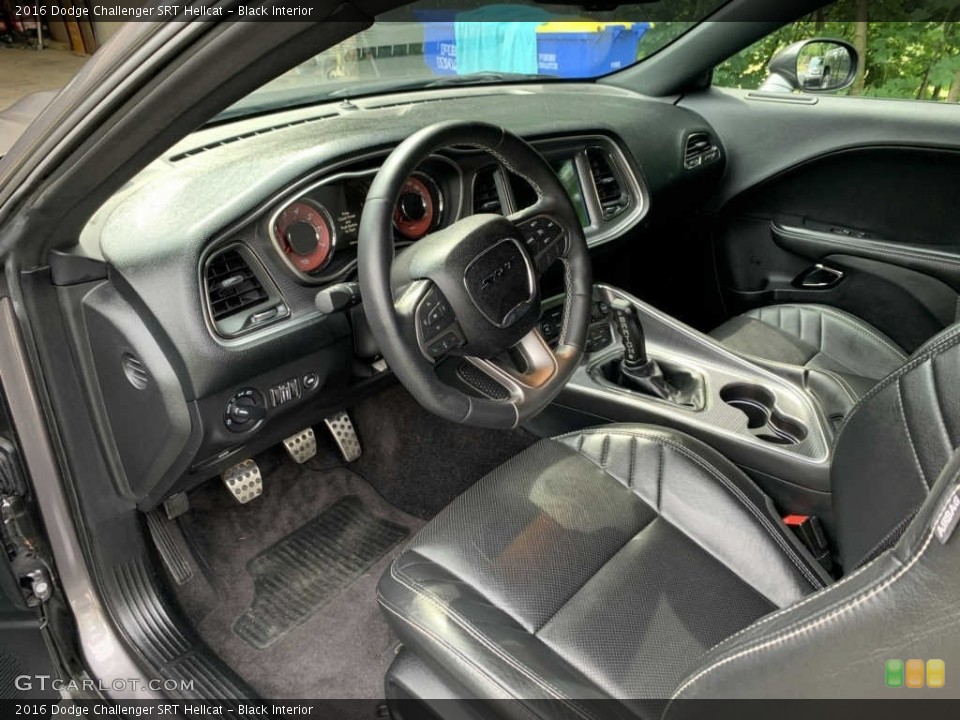 Black Interior Photo for the 2016 Dodge Challenger SRT Hellcat #142522507