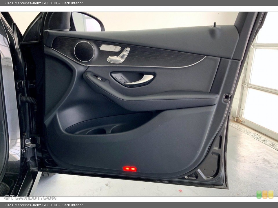 Black Interior Door Panel for the 2021 Mercedes-Benz GLC 300 #142529109