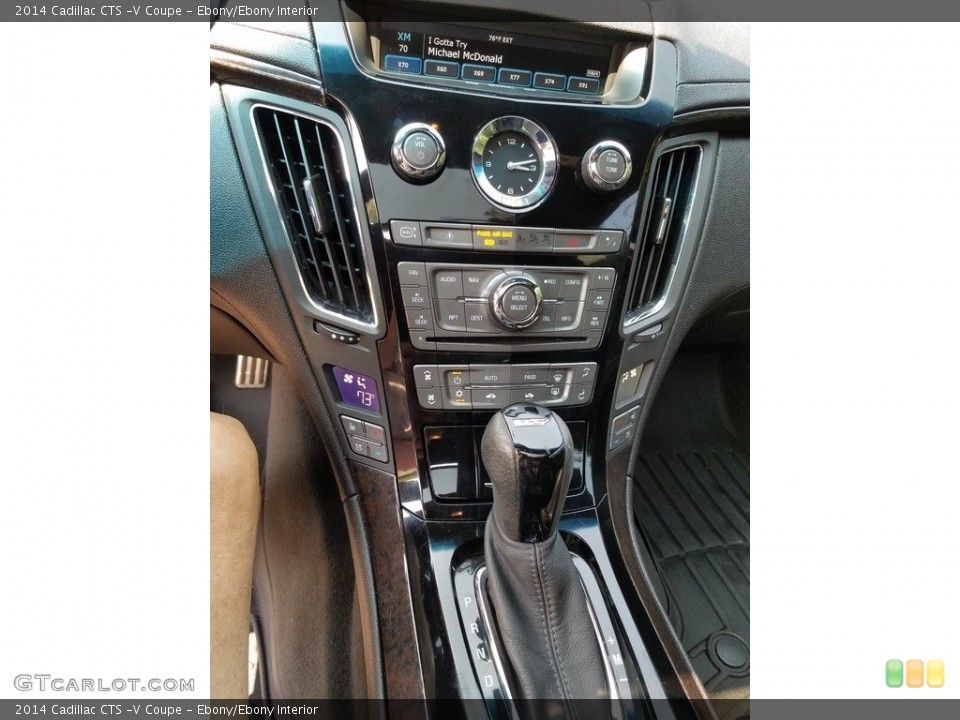 Ebony/Ebony Interior Controls for the 2014 Cadillac CTS -V Coupe #142531293