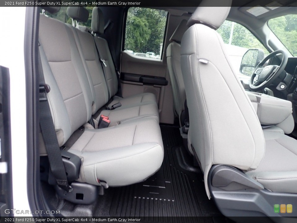 Medium Earth Gray Interior Rear Seat for the 2021 Ford F250 Super Duty XL SuperCab 4x4 #142570356