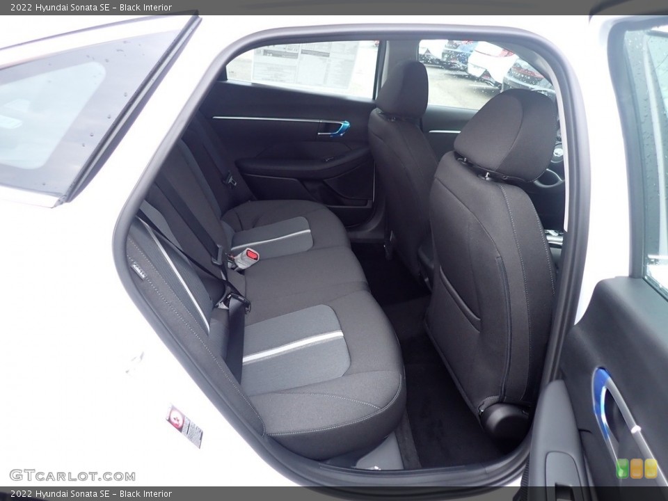 Black Interior Rear Seat for the 2022 Hyundai Sonata SE #142574646