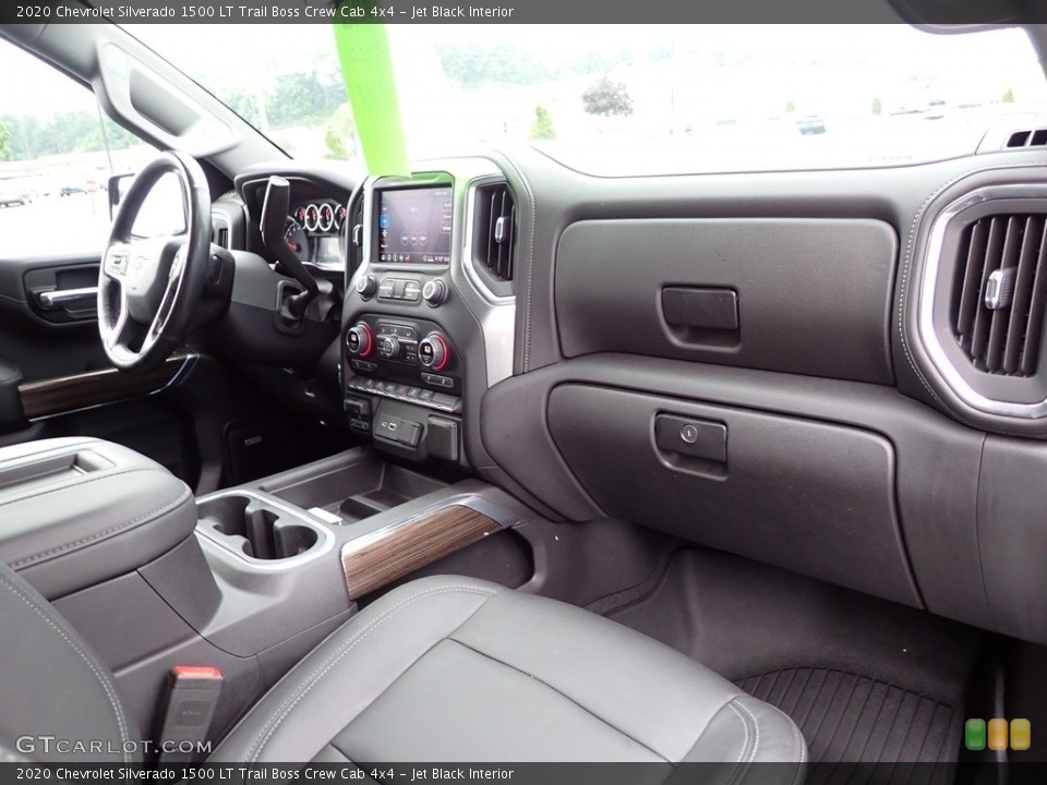 Jet Black Interior Dashboard for the 2020 Chevrolet Silverado 1500 LT Trail Boss Crew Cab 4x4 #142576635