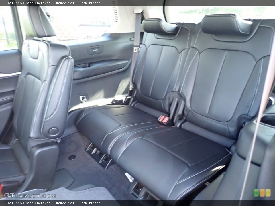Black Interior Rear Seat for the 2021 Jeep Grand Cherokee L Limited 4x4 #142590971