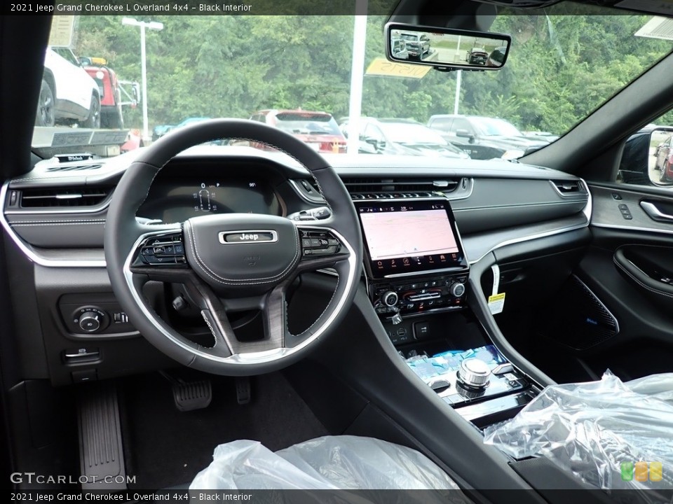 Black Interior Dashboard for the 2021 Jeep Grand Cherokee L Overland 4x4 #142605161