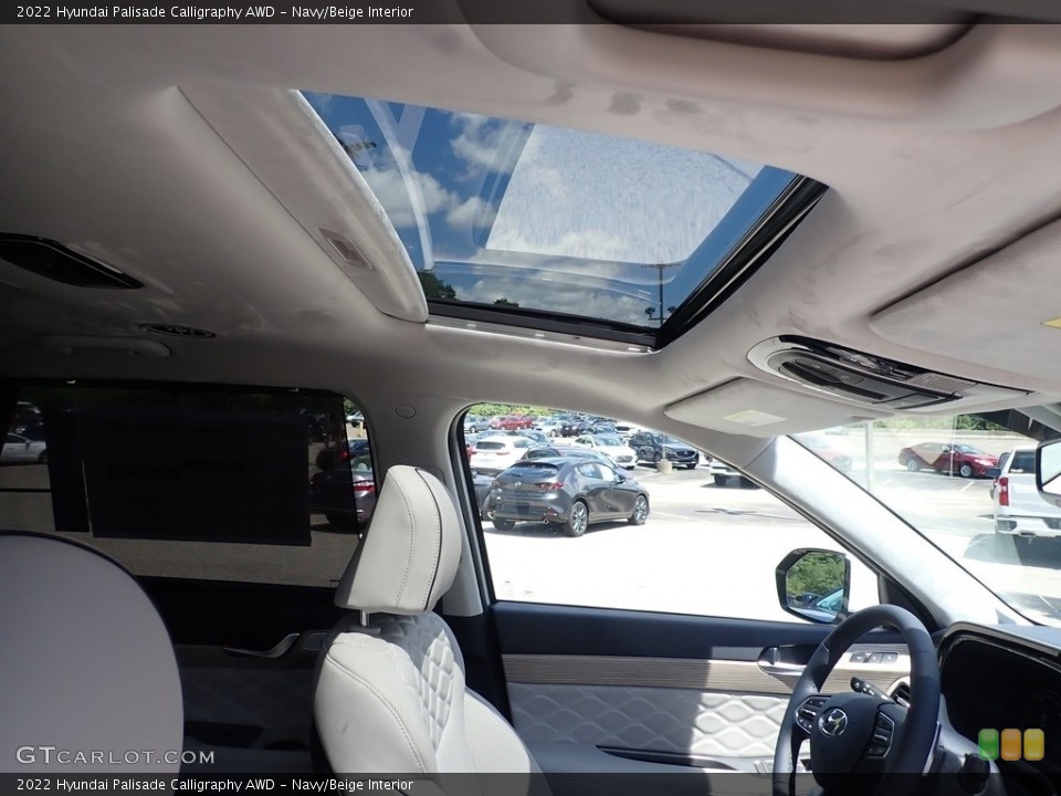 Navy/Beige Interior Sunroof for the 2022 Hyundai Palisade Calligraphy AWD #142606595