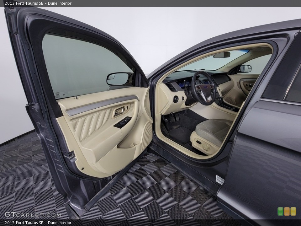 Dune Interior Door Panel for the 2013 Ford Taurus SE #142609481