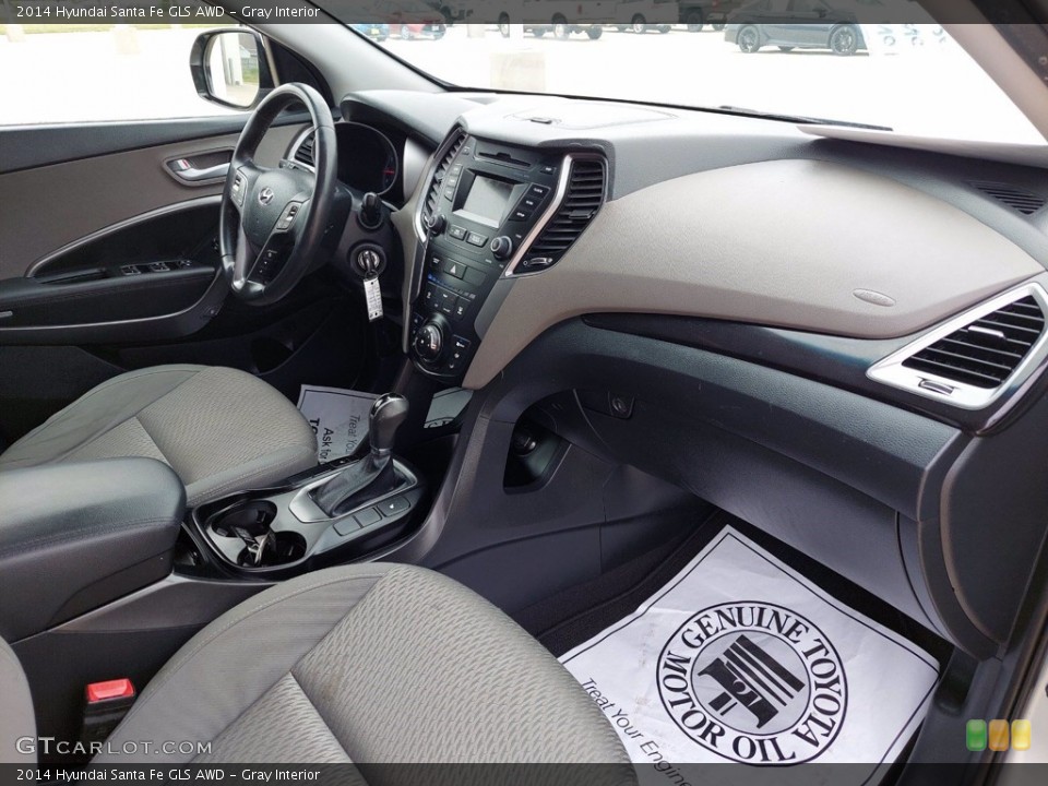 Gray Interior Dashboard for the 2014 Hyundai Santa Fe GLS AWD #142619920