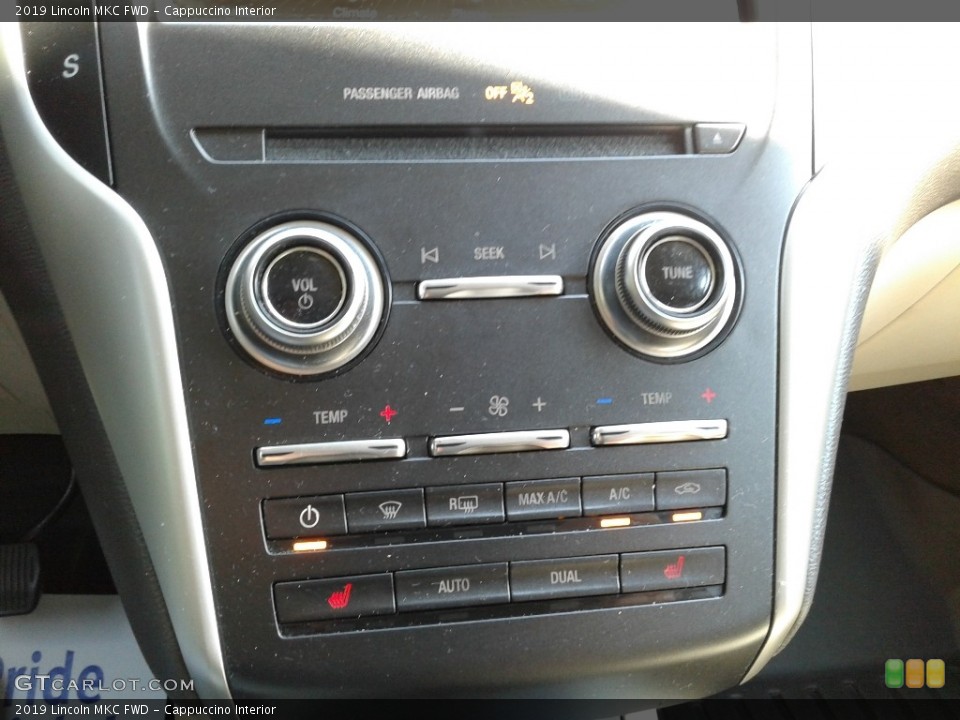 Cappuccino Interior Controls for the 2019 Lincoln MKC FWD #142635209