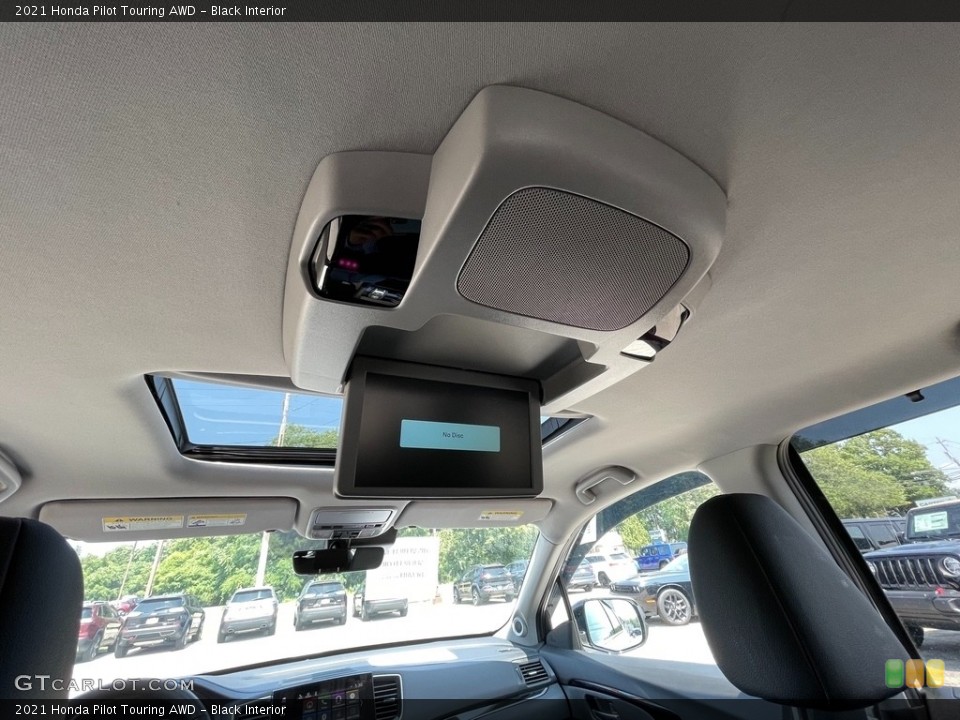 Black Interior Entertainment System for the 2021 Honda Pilot Touring AWD #142636544