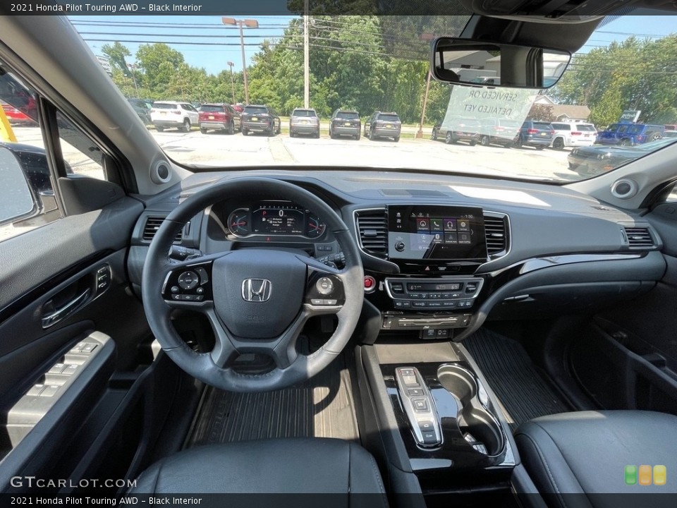 Black Interior Dashboard for the 2021 Honda Pilot Touring AWD #142636571