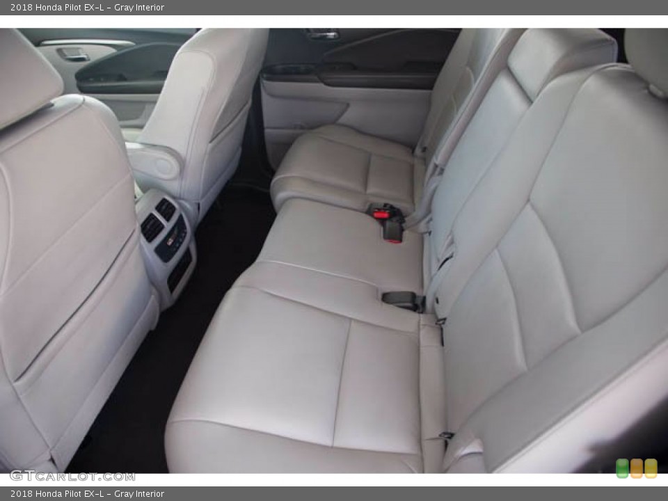 Gray Interior Rear Seat for the 2018 Honda Pilot EX-L #142638803
